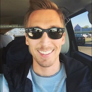 Meet your Posher, Jerry